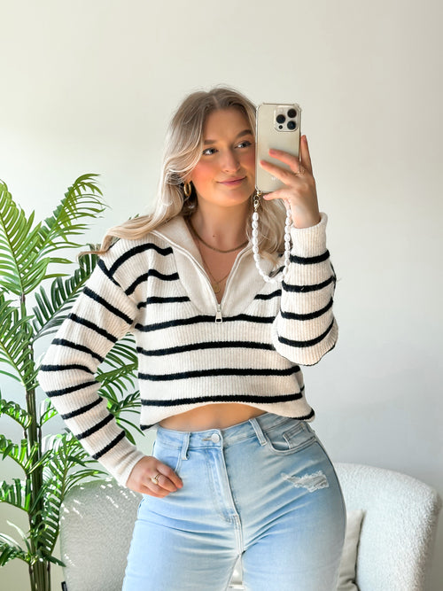 Evy trui crème-black