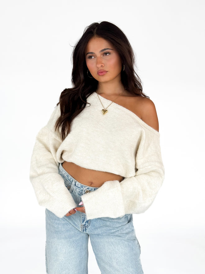 Pre-order Sara knit crème