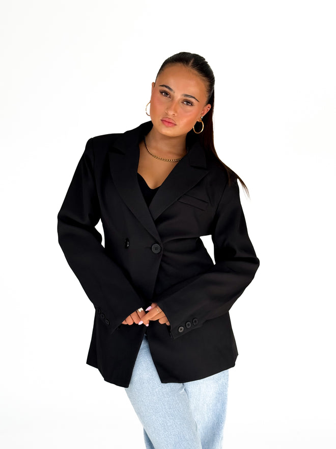 Nura blazer black