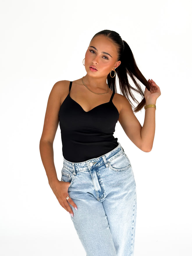 Nicky top black