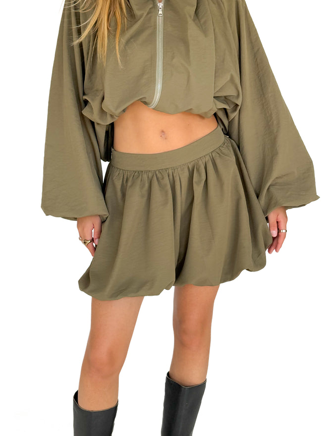 Maud balloon skort army green