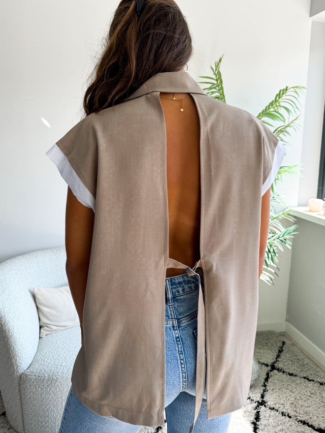 Nina open back gilet taupe