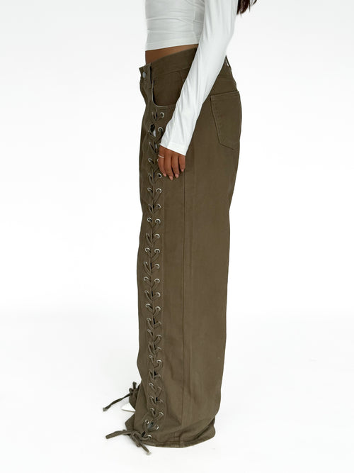 Pre-order Gaya extra wide jeans army green