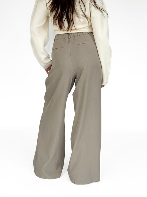 Pre-order Kess pantalon taupe