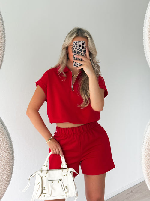 Joëlle top red