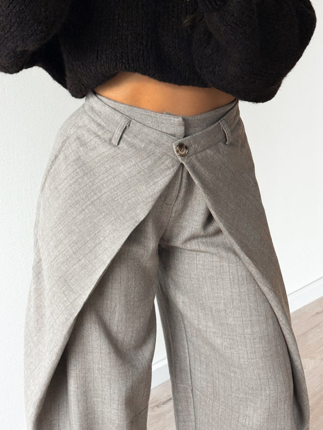 PRE-ORDER Livia pants beige