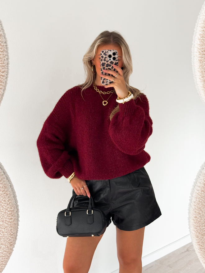 Amberly short black
