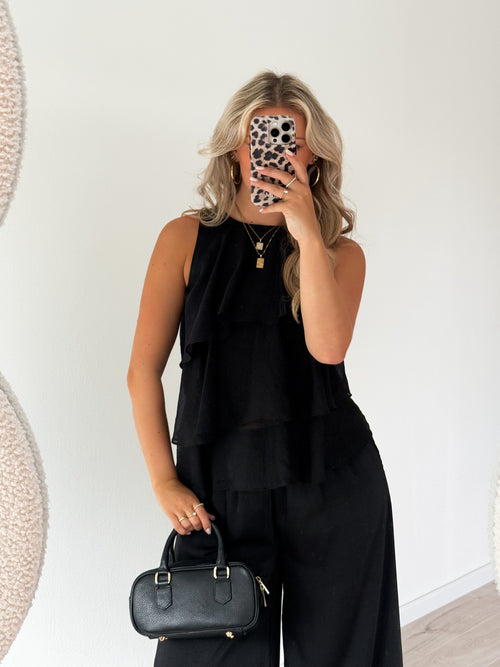 Gwen top black