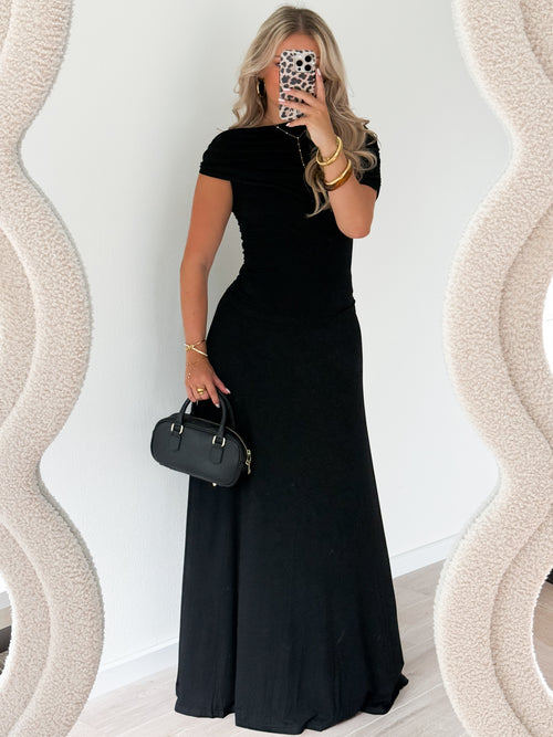 Naomi top black