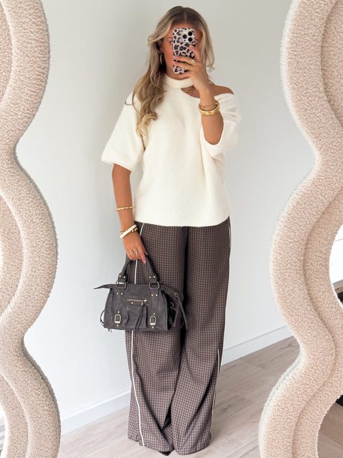 PRE-ORDER Loes knit off-white