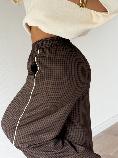PRE-ORDER Ellie pants taupe