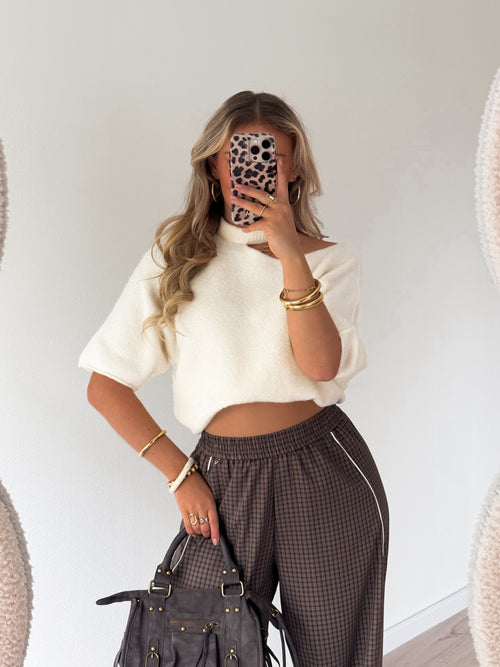 PRE-ORDER Loes knit off-white