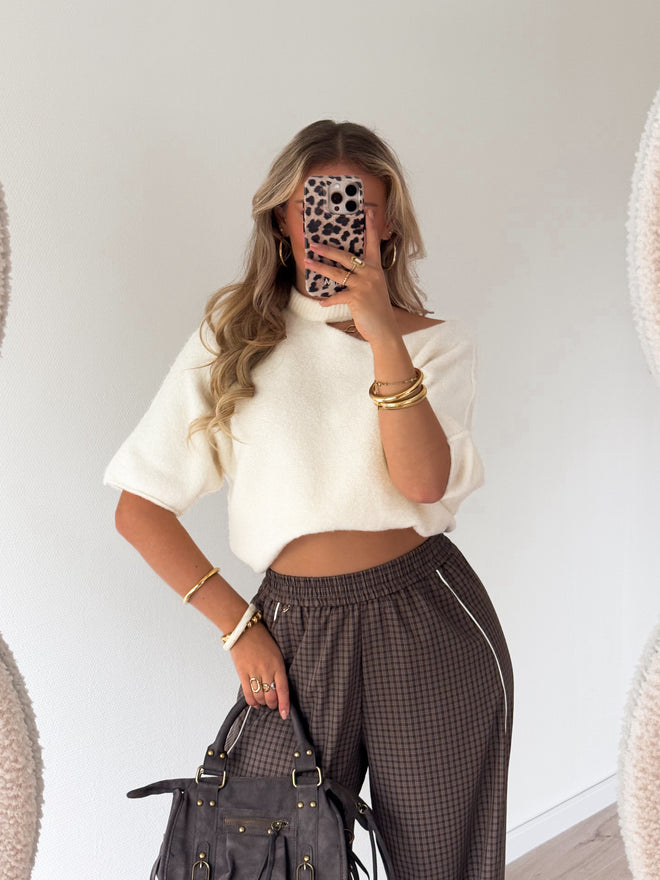 PRE-ORDER Loes knit off-white