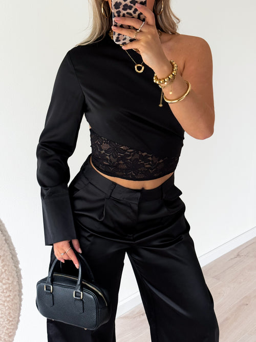 Gigi top black